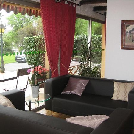 Hotel Les Pavillons Du Golf Εβιάν-λε-Μπαιν Εξωτερικό φωτογραφία