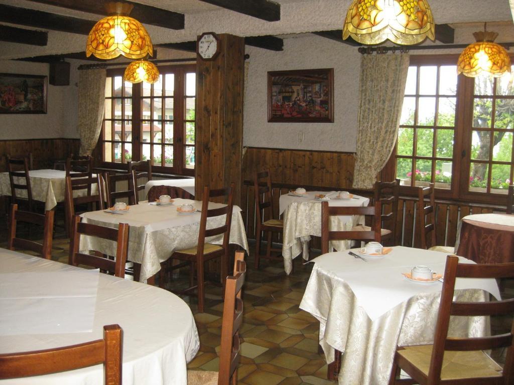 Hotel Les Pavillons Du Golf Εβιάν-λε-Μπαιν Εξωτερικό φωτογραφία