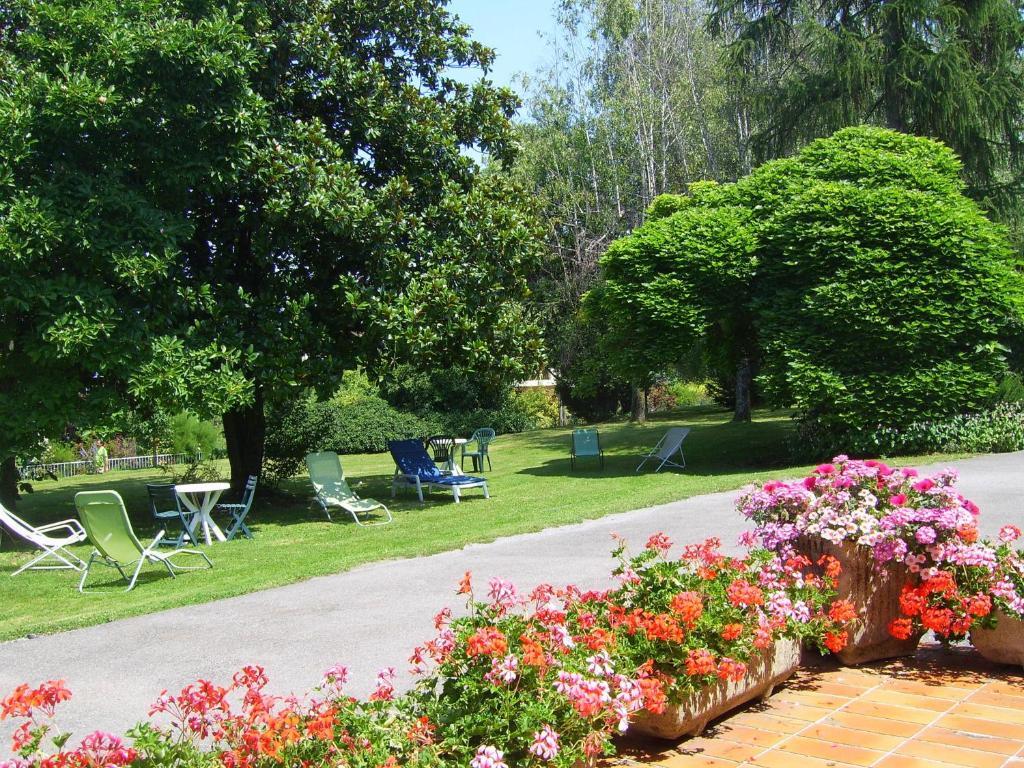 Hotel Les Pavillons Du Golf Εβιάν-λε-Μπαιν Εξωτερικό φωτογραφία